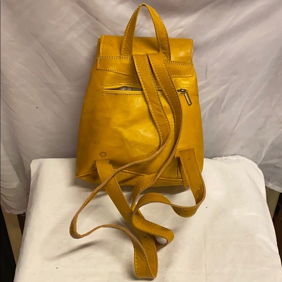 Moroccan Leather Backpack - Picture 5 of 15
